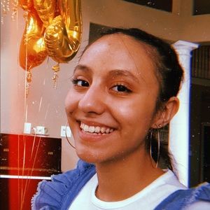 Meet your Posher, Sofia